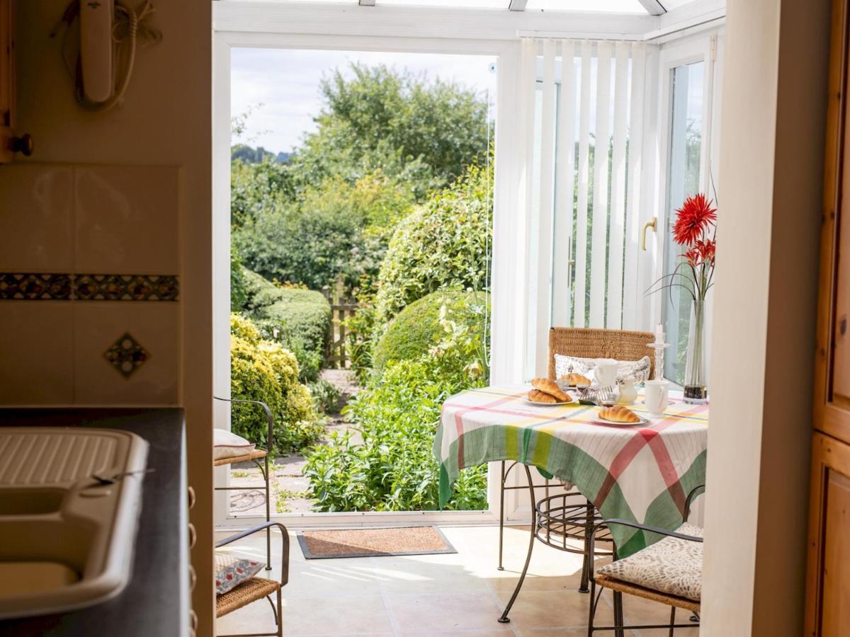 Pass The Keys Cosy Cottage With Views Over The Shropshire Hills Ludlow Ngoại thất bức ảnh